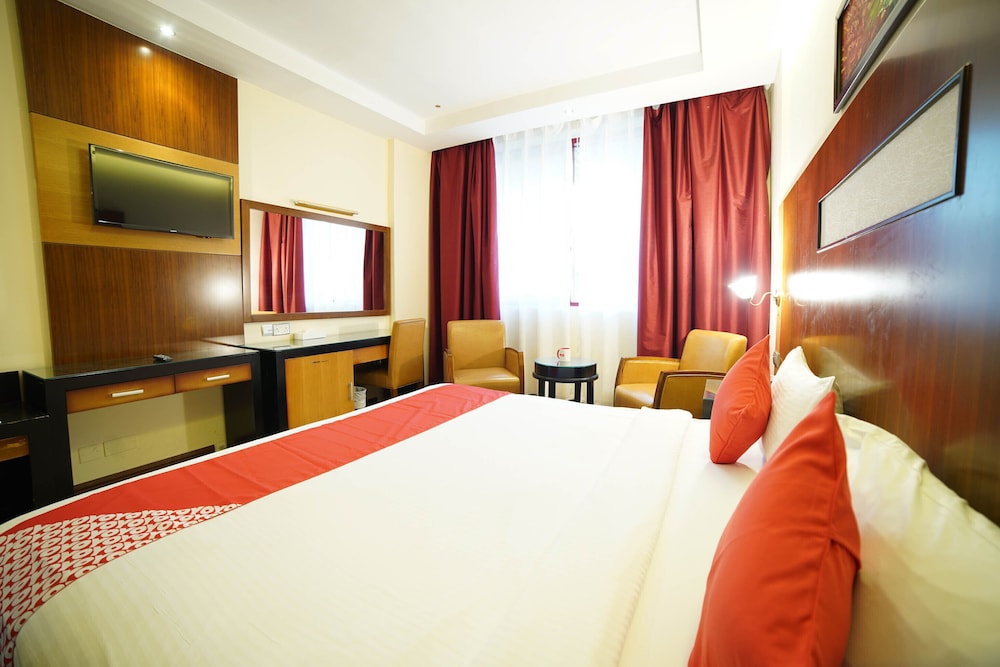 Sun And Sands Downtown Hotel — Hotel rooms in Dubai