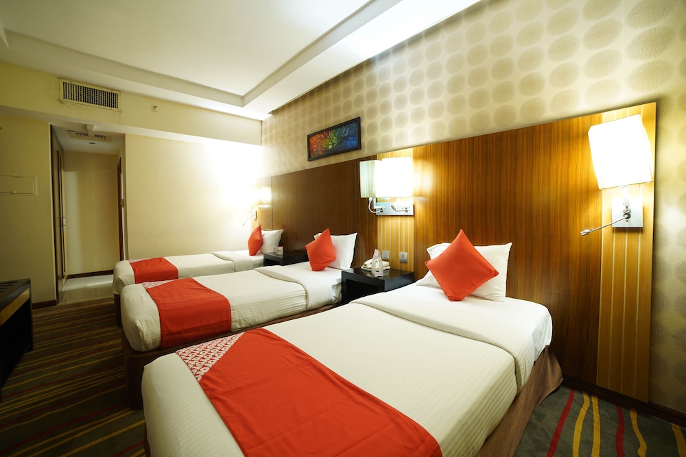 Sun And Sands Downtown Hotel — Hotel rooms in Dubai