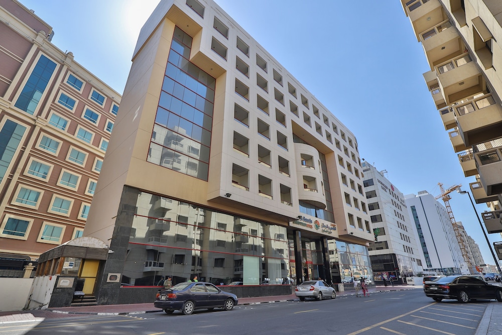 Sun And Sands Downtown Hotel — Hotel building in Dubai