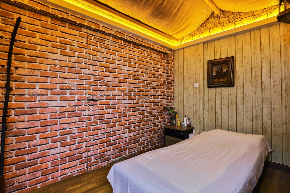 Sun And Sands Downtown Hotel — Spa in Dubai