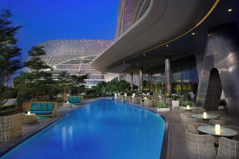 W Abu Dhabi - Yas Island - zdjęcie 3