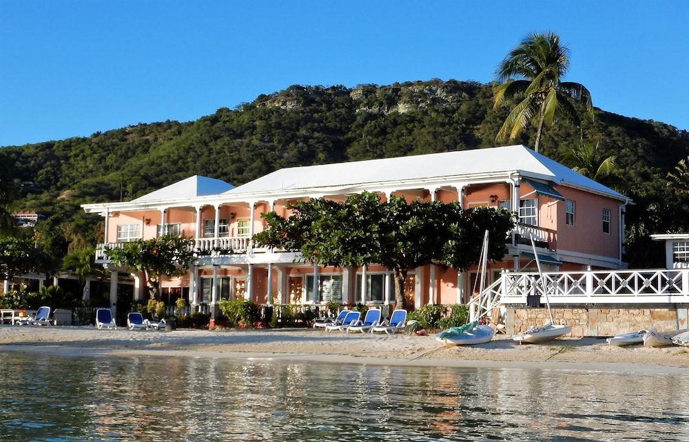 . Catamaran Hotel Marina