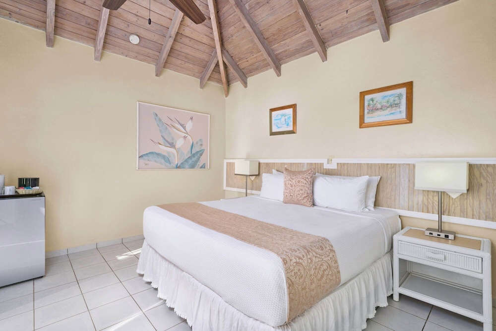 Hawksbill Resort Antigua — Hotel rooms in St. John's