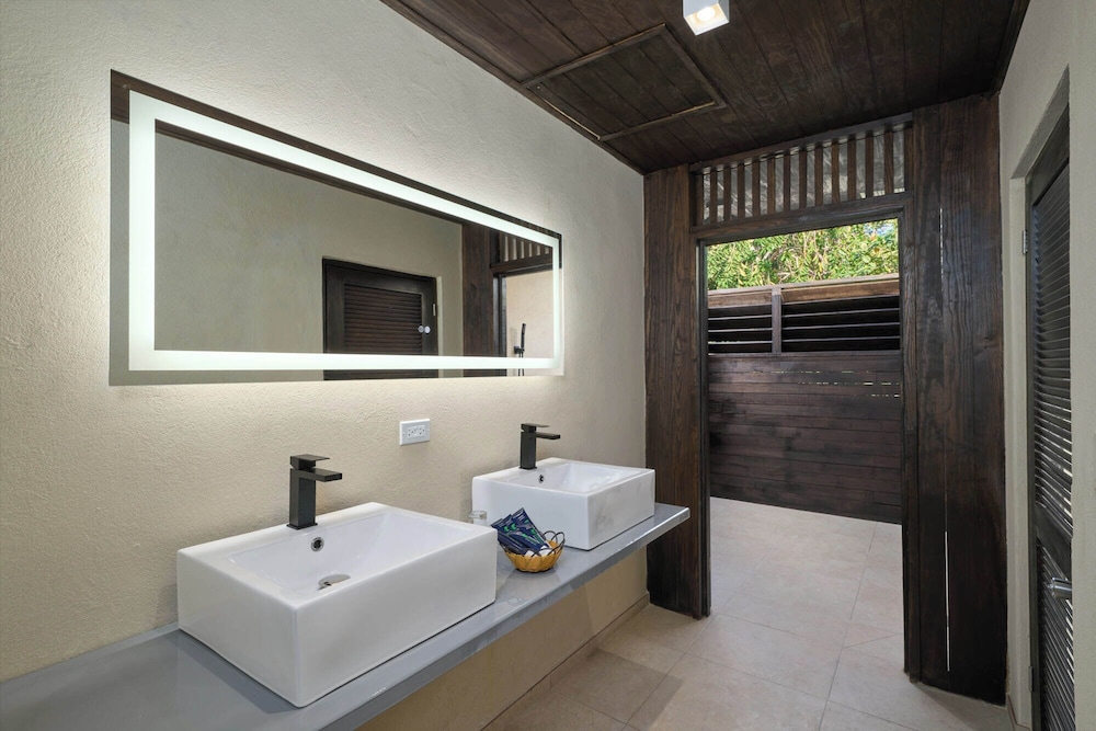 Hawksbill Resort Antigua — Hotel rooms in St. John's
