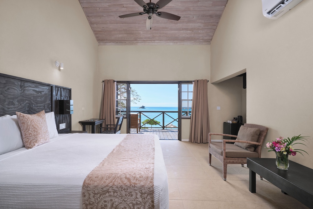 Hawksbill Resort Antigua — Hotel rooms in St. John's