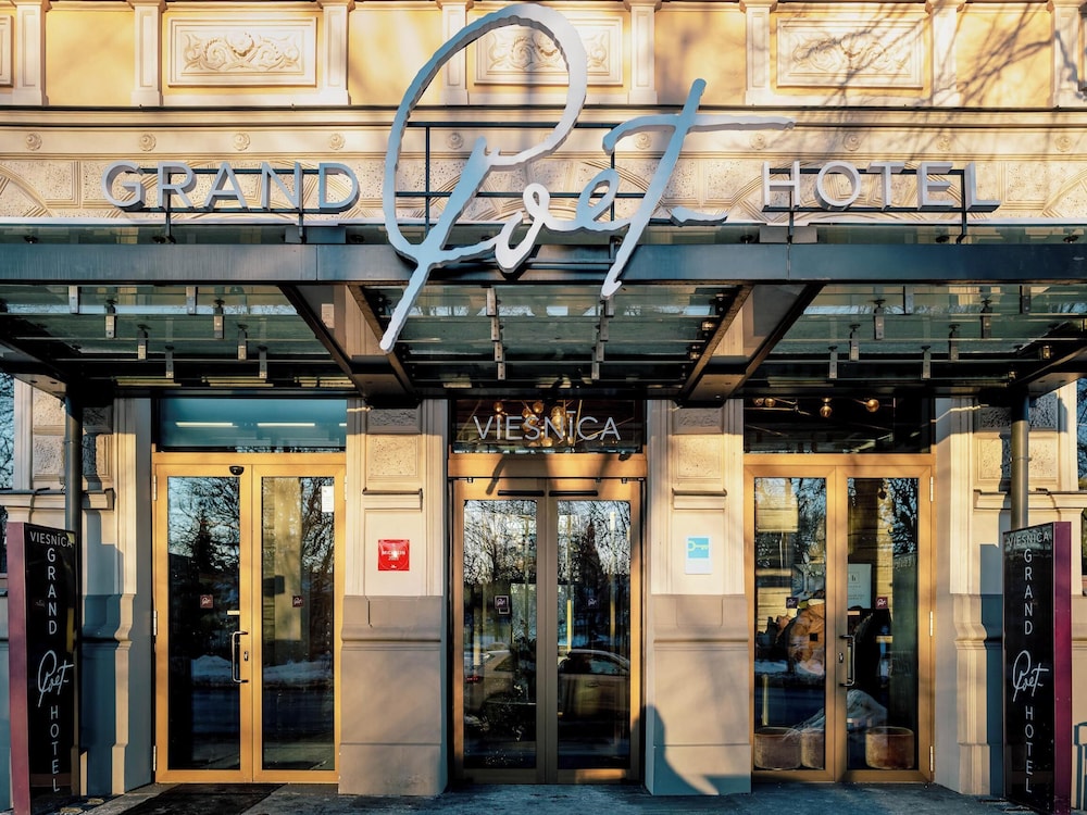 Grand Poet Hotel by Semarah - zdjęcie 2