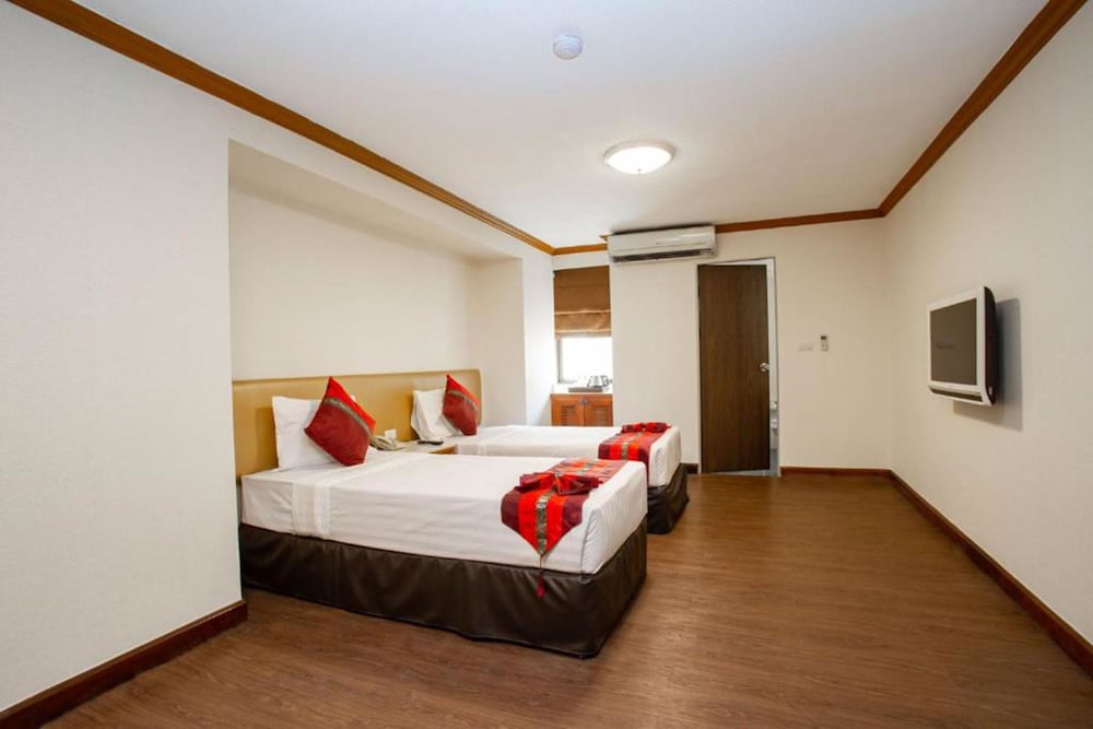 Nasa Bangkok — Hotel rooms in Bangkok, Bangkok
