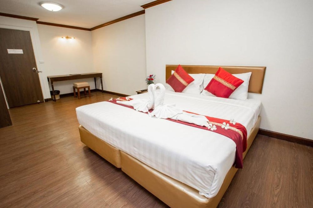 Nasa Bangkok — Hotel rooms in Bangkok, Bangkok