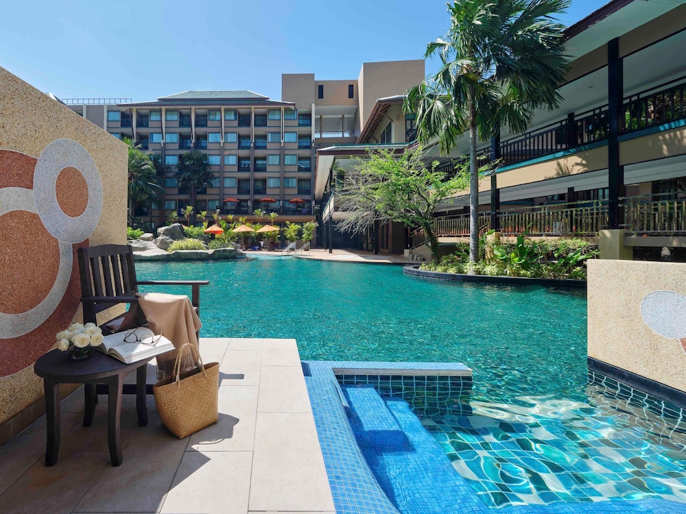 Novotel Phuket Vintage Park — Swimming pool in Patong Beach, Phuket Province