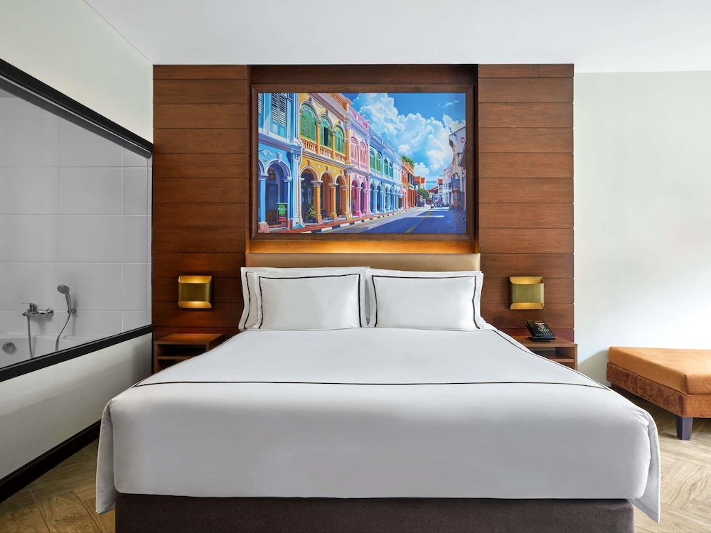 Novotel Phuket Vintage Park — Hotel rooms in Patong Beach, Phuket Province