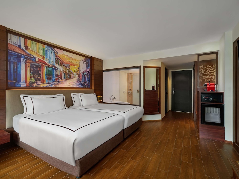 Novotel Phuket Vintage Park — Hotel rooms in Patong Beach, Phuket Province