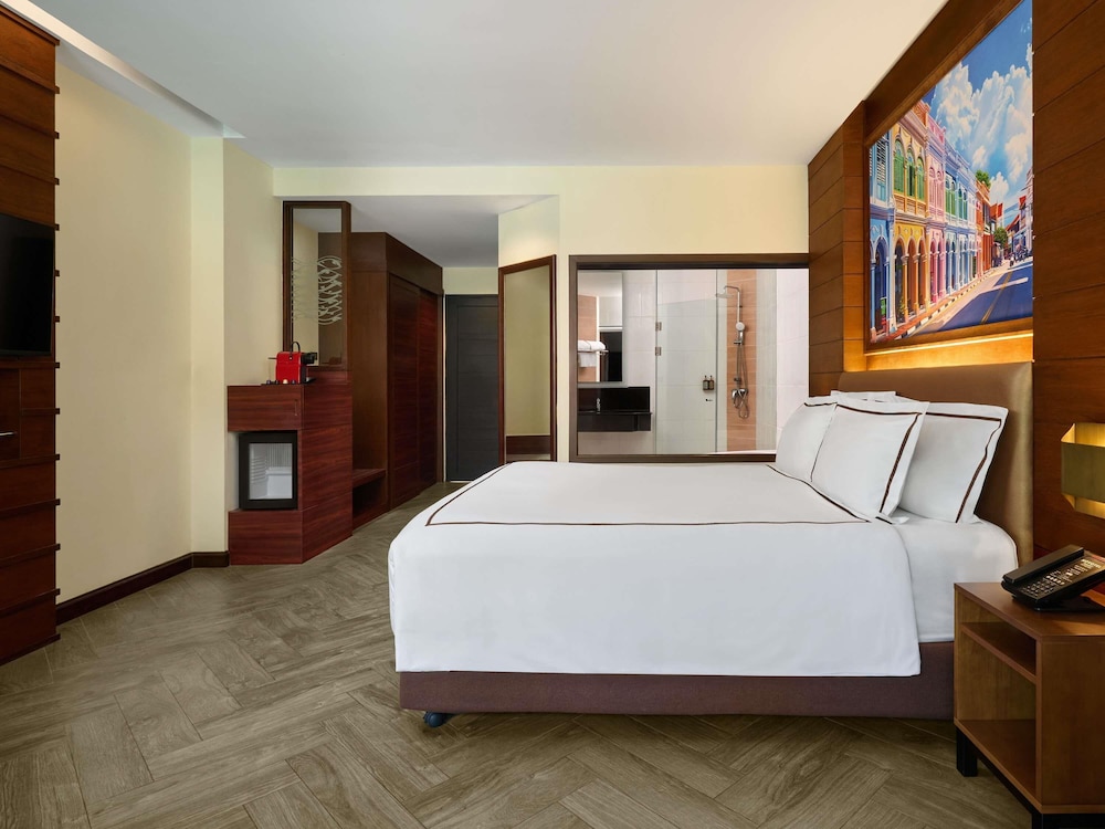 Novotel Phuket Vintage Park — Hotel rooms in Patong Beach, Phuket Province