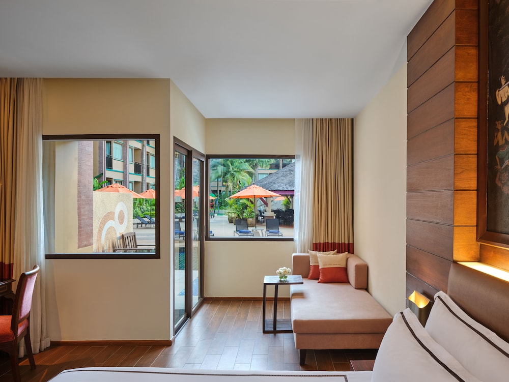 Novotel Phuket Vintage Park — Hotel rooms in Patong Beach, Phuket Province