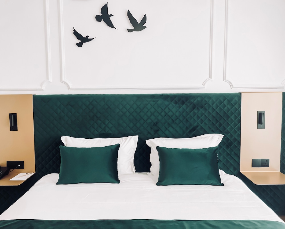 Ajax Hotel — Hotel rooms in Limassol, Limassol Region