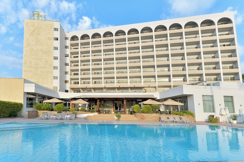 Ajax Hotel - zdjęcie 2