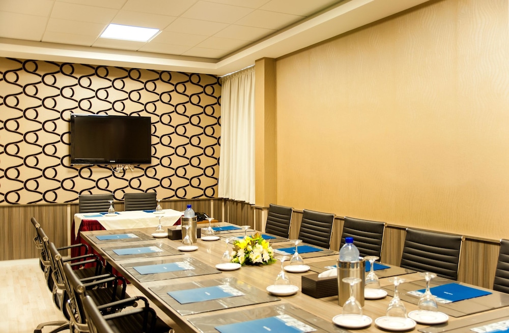 Ajax Hotel — Hotel building in Limassol, Limassol Region