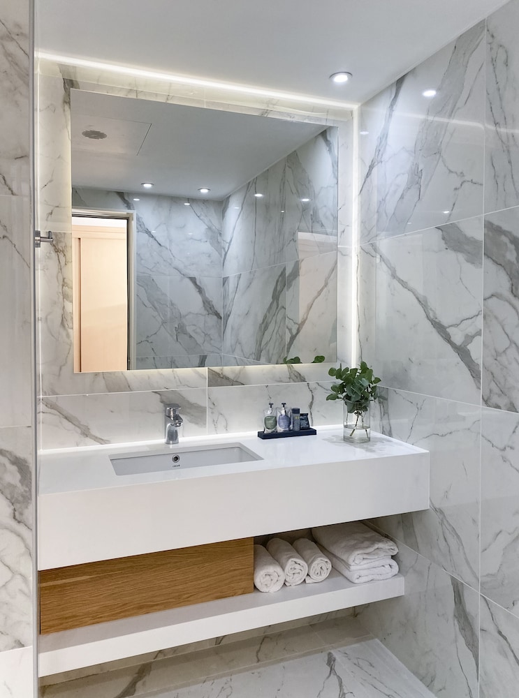 Ajax Hotel — Hotel rooms in Limassol, Limassol Region