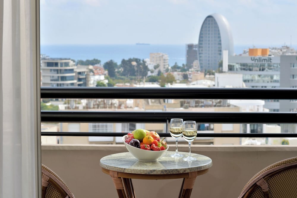 Ajax Hotel — Hotel rooms in Limassol, Limassol Region