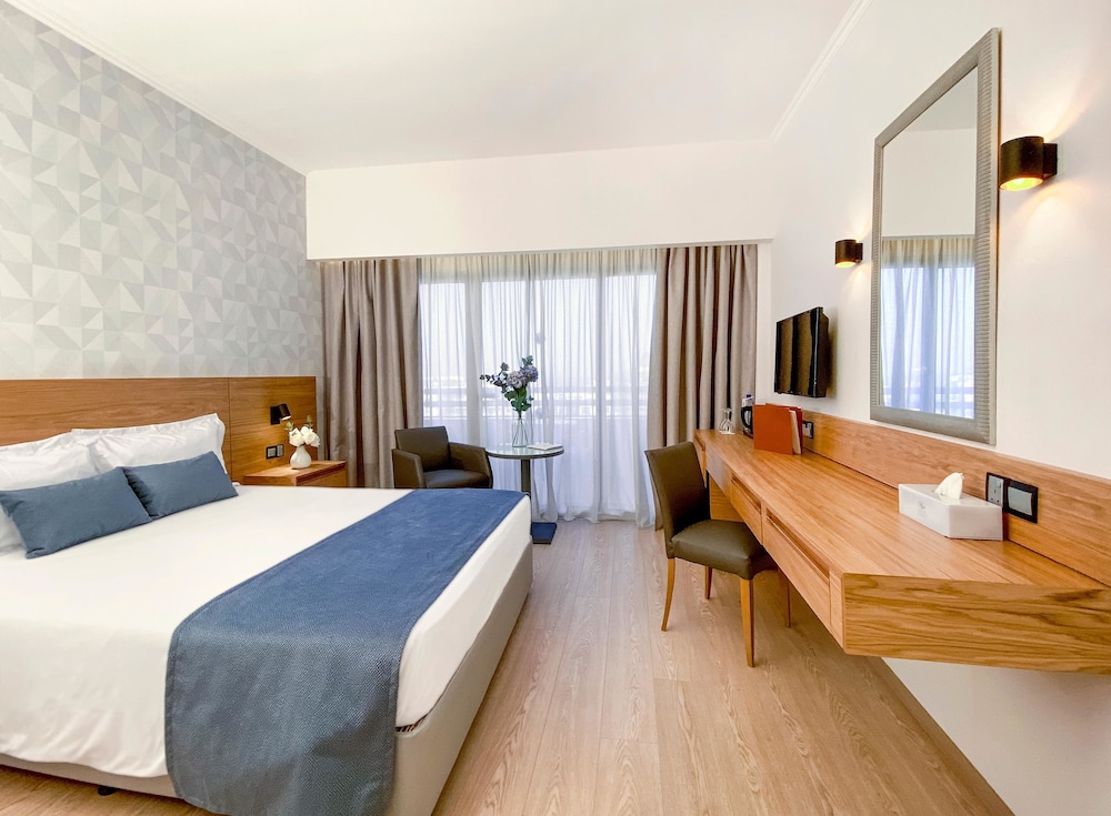 Ajax Hotel — Hotel rooms in Limassol, Limassol Region