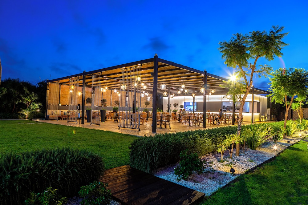 Crystal Springs Beach Hotel — Restaurant & bars in Protaras, Famagusta Region