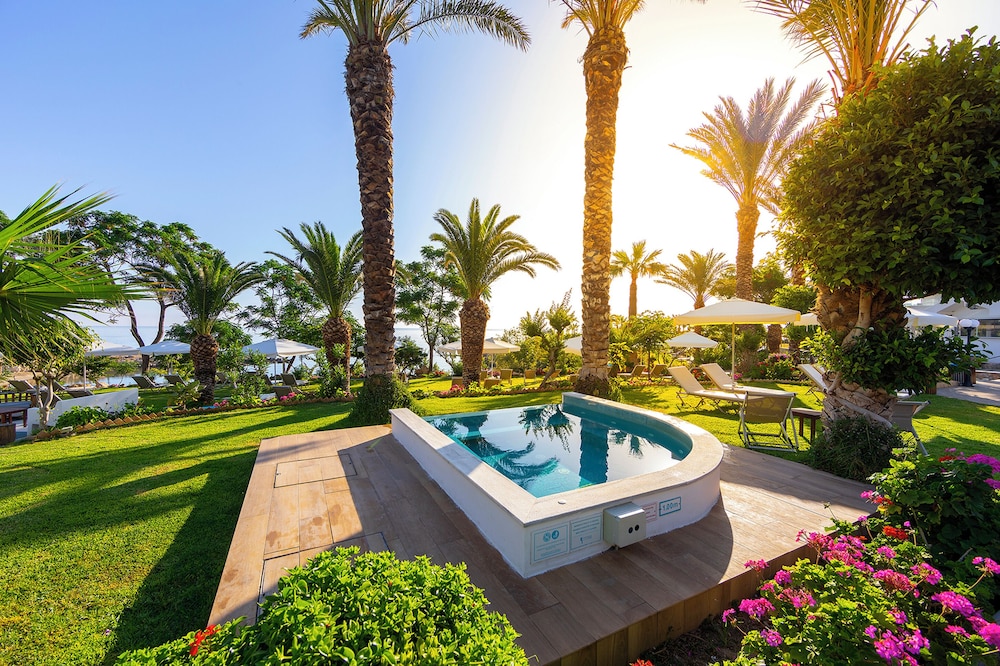 Crystal Springs Beach Hotel — Swimming pool in Protaras, Famagusta Region