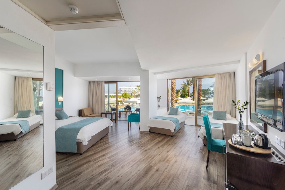 Crystal Springs Beach Hotel — Hotel rooms in Protaras, Famagusta Region