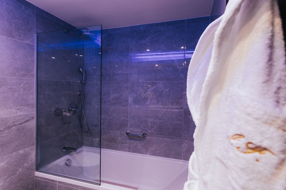 Frangiorgio Hotel — Hotel rooms in Larnaca, Larnaca Region