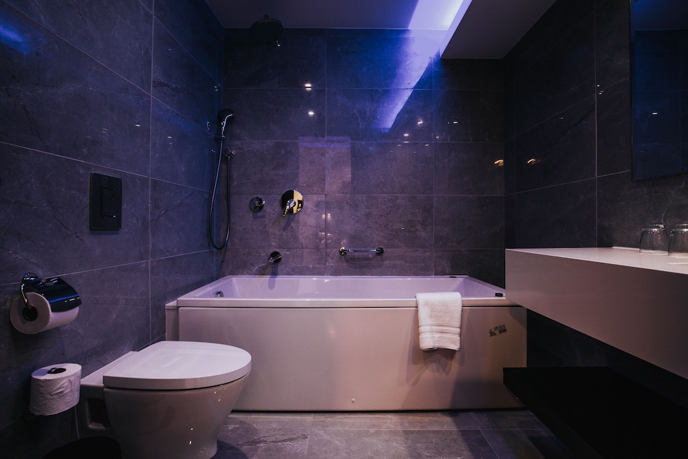 Frangiorgio Hotel — Hotel rooms in Larnaca, Larnaca Region