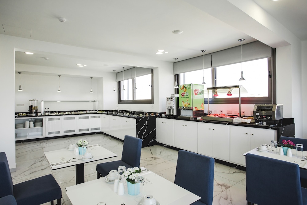 Frangiorgio Hotel — Restaurant & bars in Larnaca, Larnaca Region