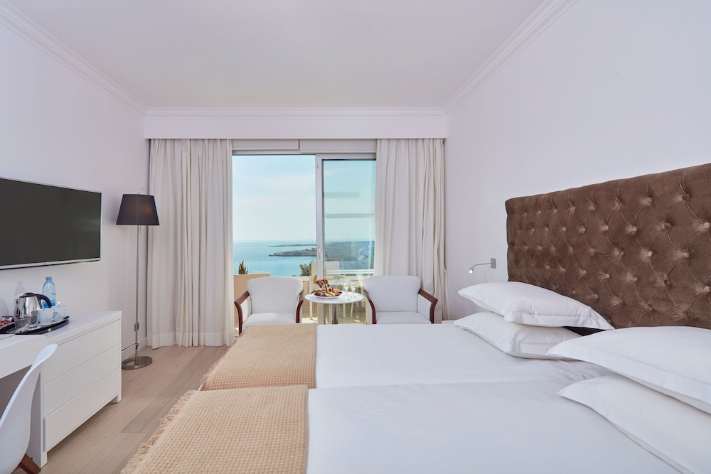 Grecian Park Hotel — Hotel rooms in Protaras, Famagusta Region