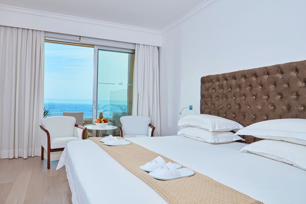 Grecian Park Hotel — Hotel rooms in Protaras, Famagusta Region