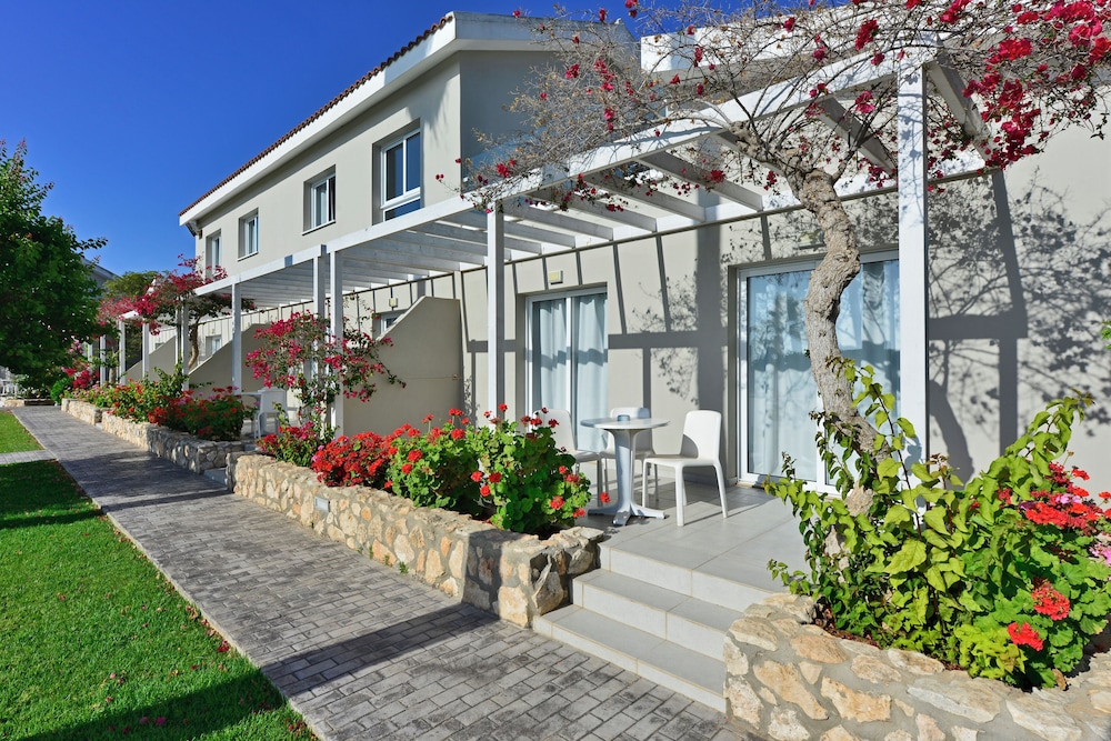 Mon Repos Hotel - zdjęcie 5
