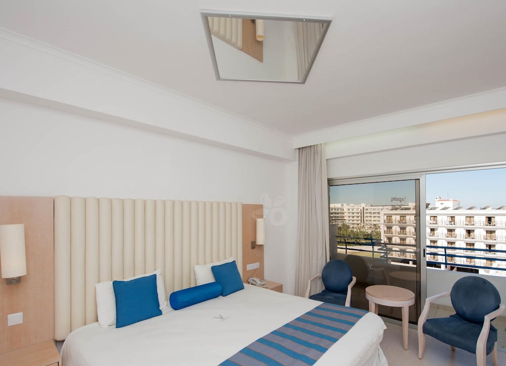 Vrissiana Boutique Beach Hotel — Hotel rooms in Protaras, Famagusta Region