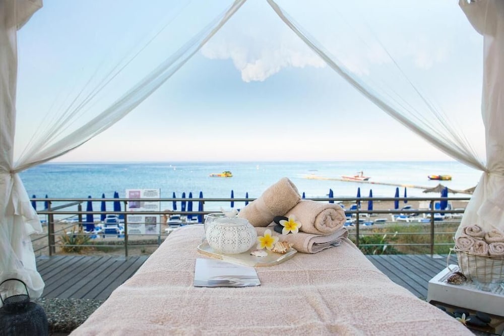 Vrissiana Boutique Beach Hotel - zdjęcie 5