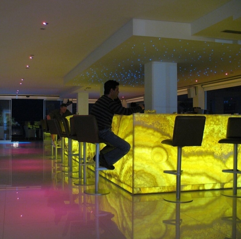 Vrissiana Boutique Beach Hotel — Restaurant & bars in Protaras, Famagusta Region