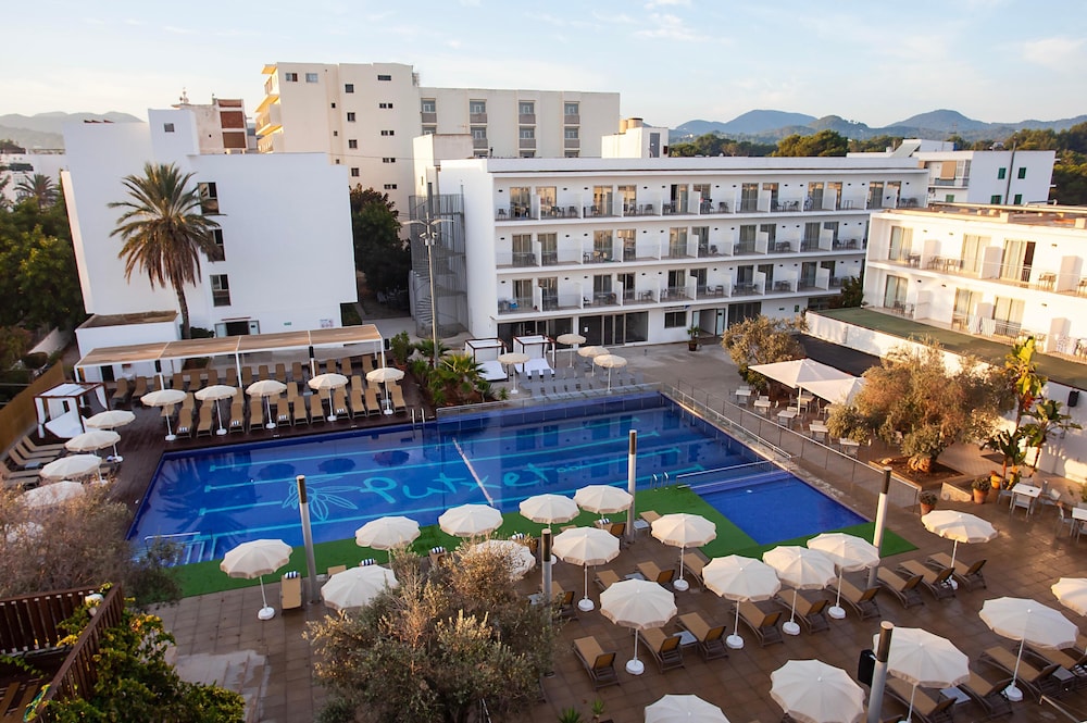 Hotel Puchet Ibiza — Swimming pool in San Antonio, Balearic Islands