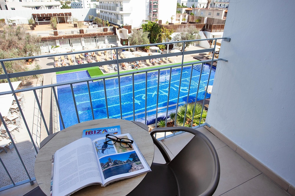 Hotel Puchet Ibiza — Swimming pool in San Antonio, Balearic Islands