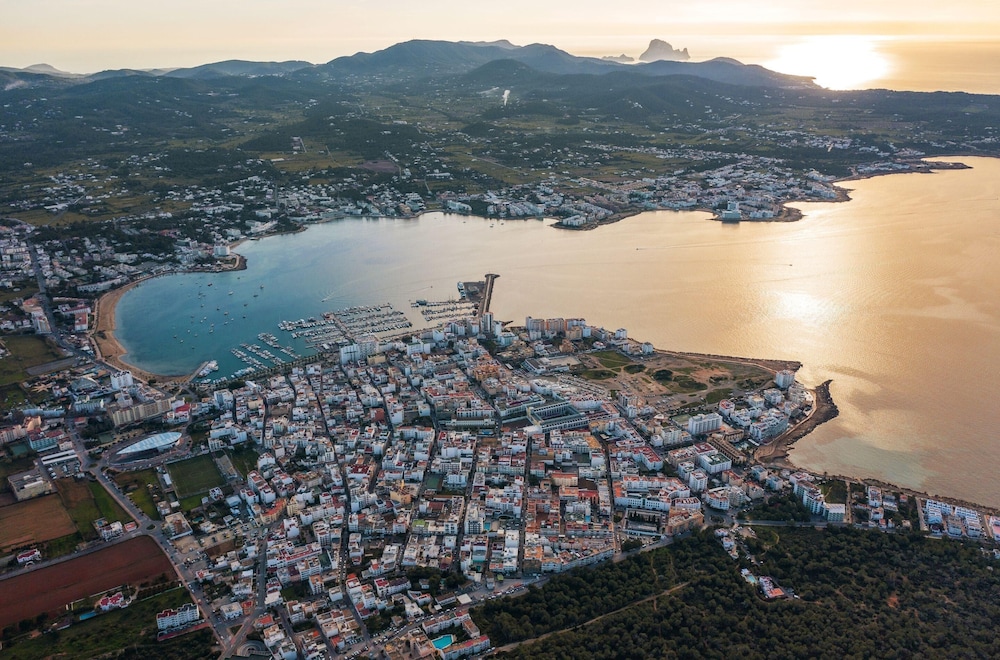 Hotel Puchet Ibiza — Attractions in the area in San Antonio, Balearic Islands