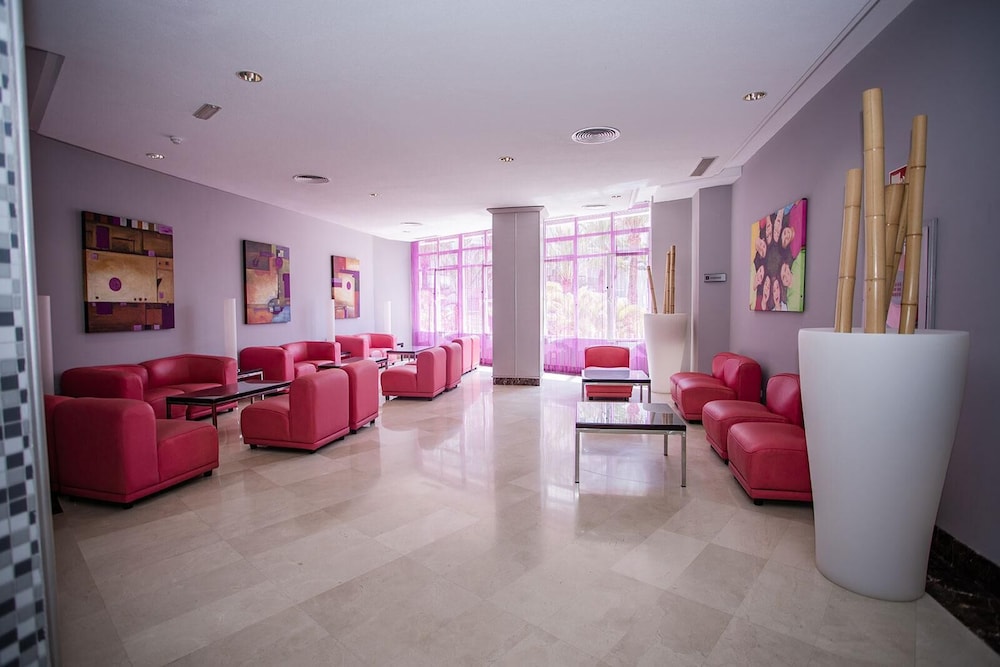 Servatur Don Miguel - Adults Only — Hotel building in Playa del Ingles, Canary Islands