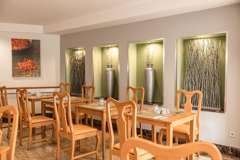 Servatur Don Miguel - Adults Only — Restaurant & bars in Playa del Ingles, Canary Islands