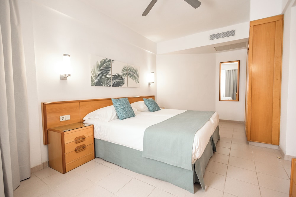 Servatur Don Miguel - Adults Only — Hotel rooms in Playa del Ingles, Canary Islands