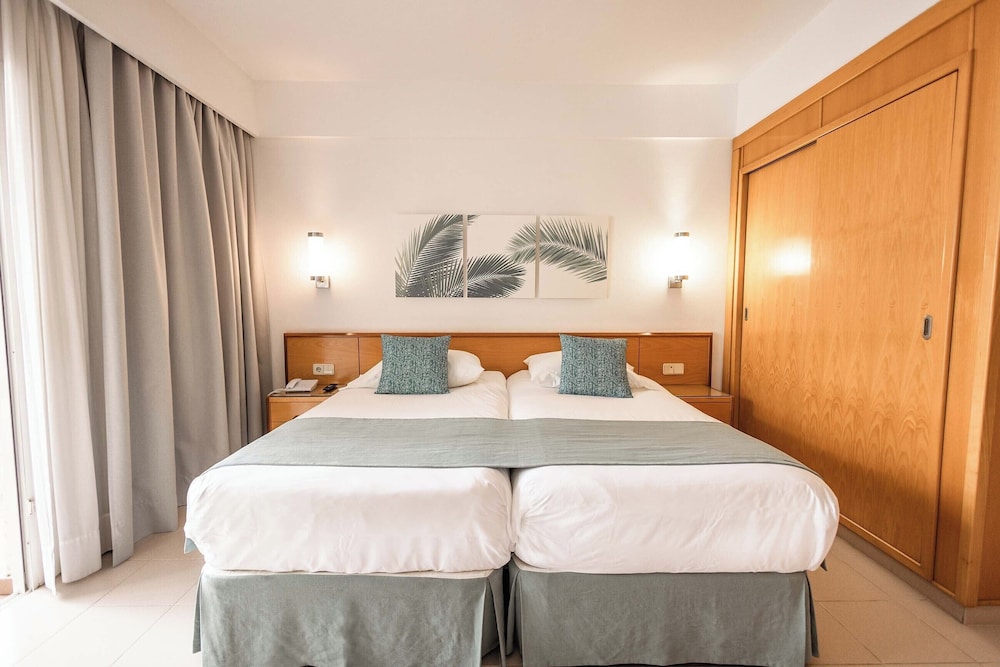 Servatur Don Miguel - Adults Only — Hotel rooms in Playa del Ingles, Canary Islands
