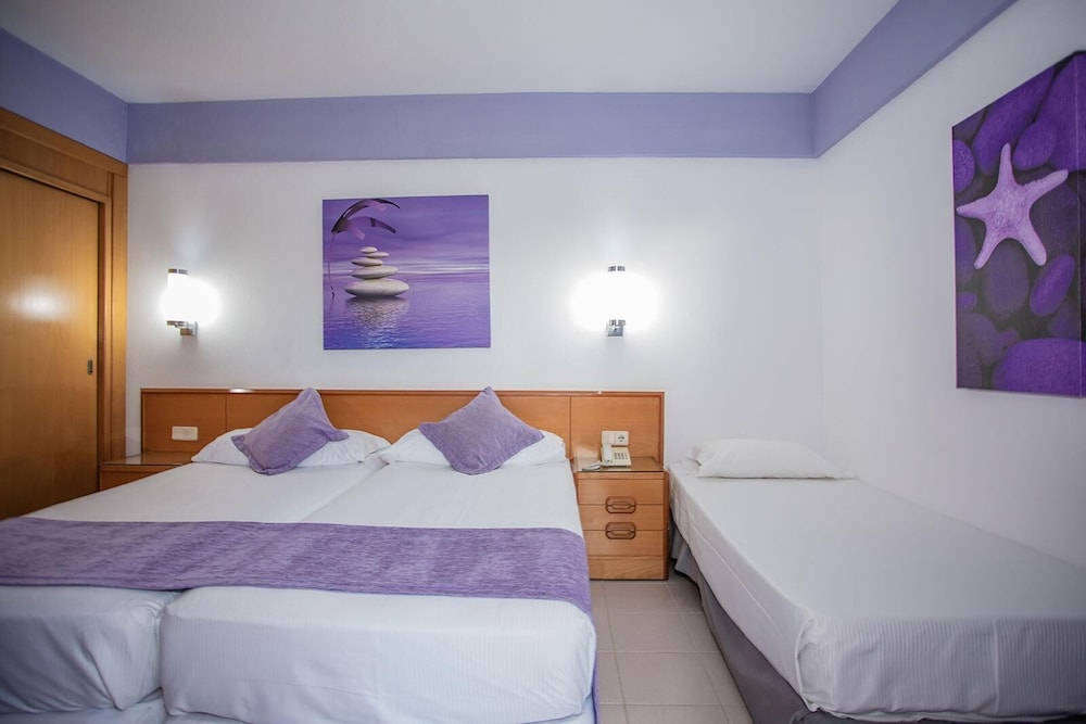 Servatur Don Miguel - Adults Only — Hotel rooms in Playa del Ingles, Canary Islands