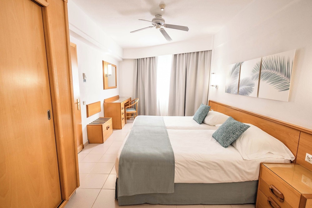 Servatur Don Miguel - Adults Only — Hotel rooms in Playa del Ingles, Canary Islands