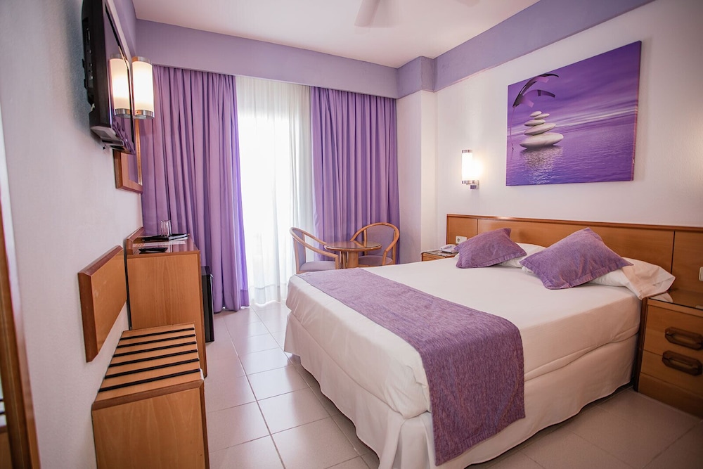 Servatur Don Miguel - Adults Only — Hotel rooms in Playa del Ingles, Canary Islands