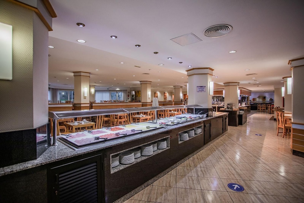 Servatur Don Miguel - Adults Only — Restaurant & bars in Playa del Ingles, Canary Islands