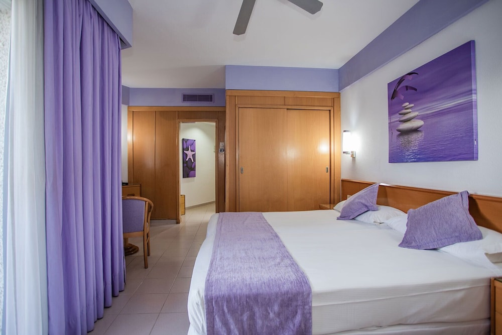 Servatur Don Miguel - Adults Only — Hotel rooms in Playa del Ingles, Canary Islands