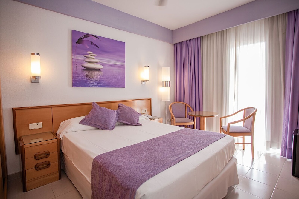 Servatur Don Miguel - Adults Only — Hotel rooms in Playa del Ingles, Canary Islands