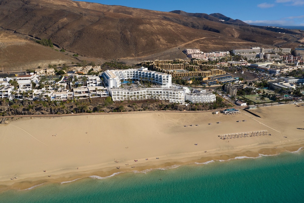Hotel Riu Palace Jandia — Hotel building in Esquinzo, Canary Islands