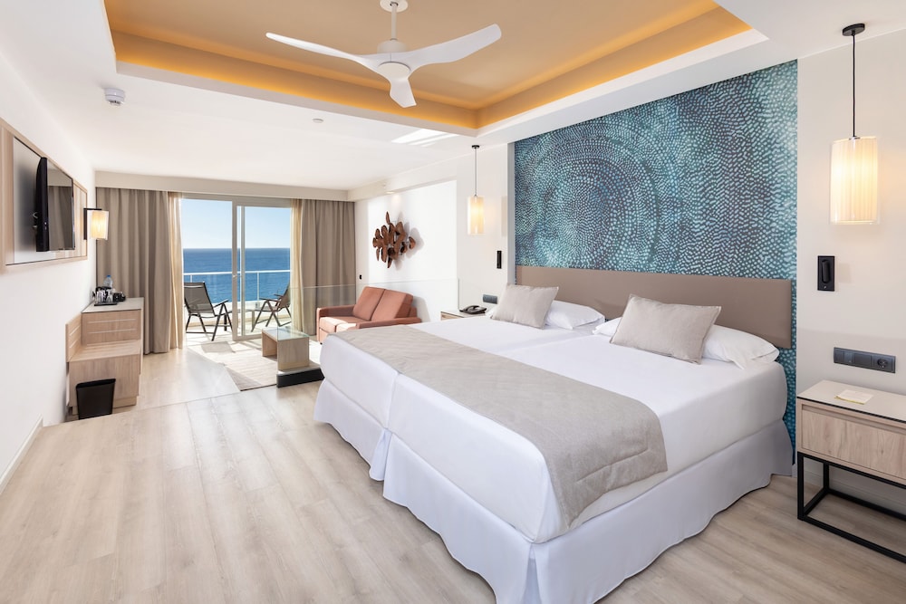 Hotel Riu Palace Jandia — Hotel rooms in Esquinzo, Canary Islands